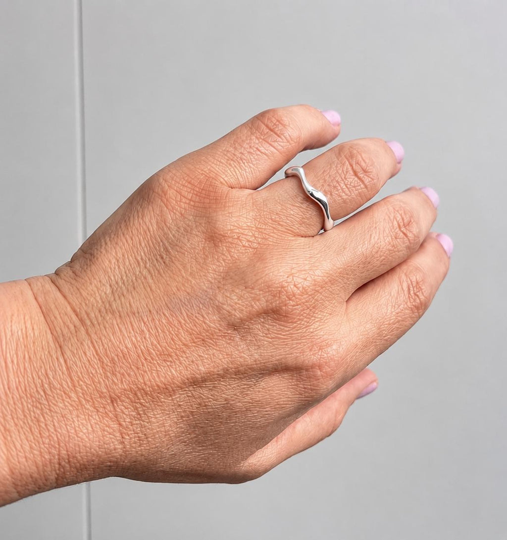 Naya Silver Crossover Ring